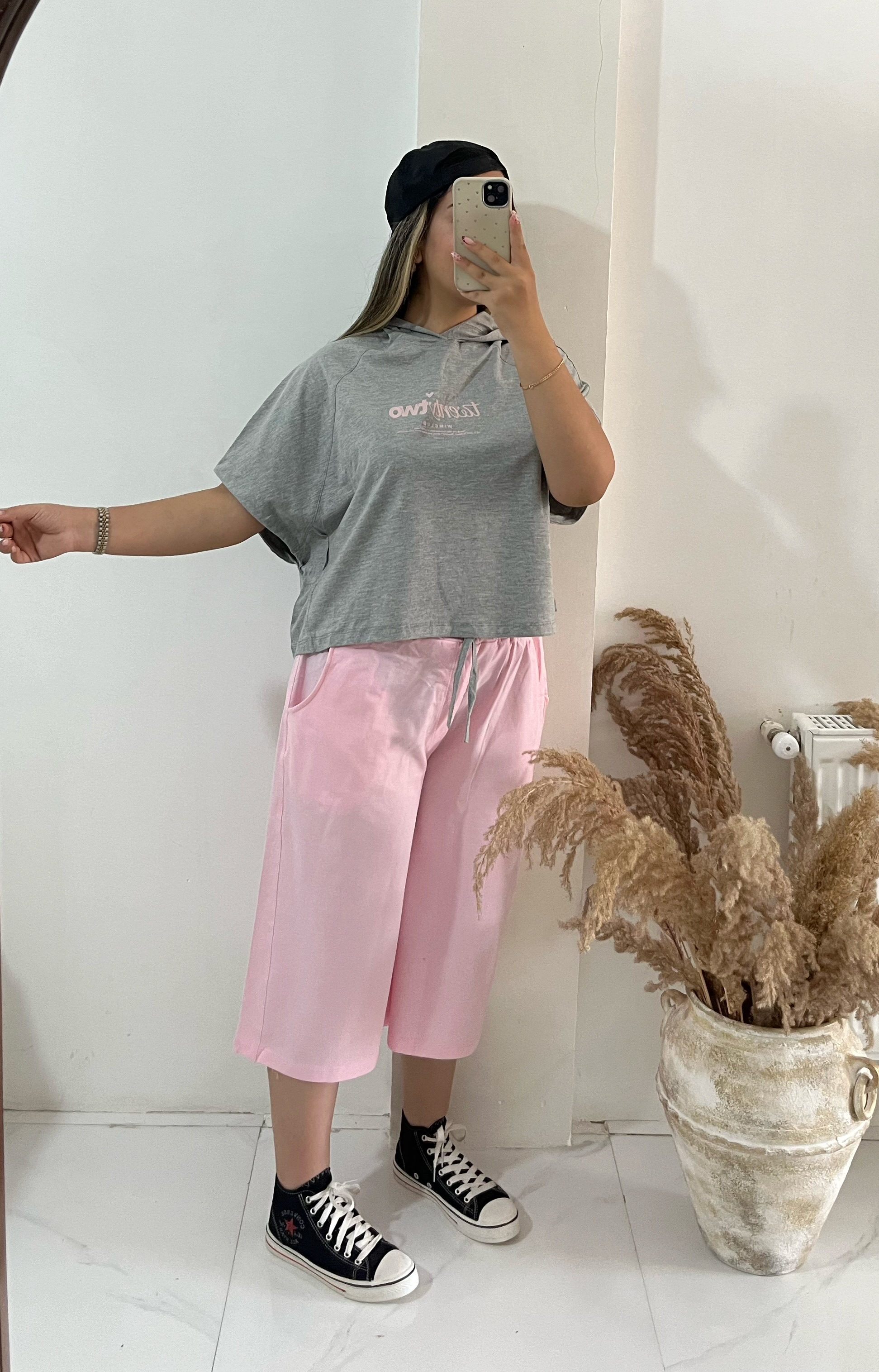خریدن وست برای دخترا شده تراپی مخصوصا اگه ست باشه😍